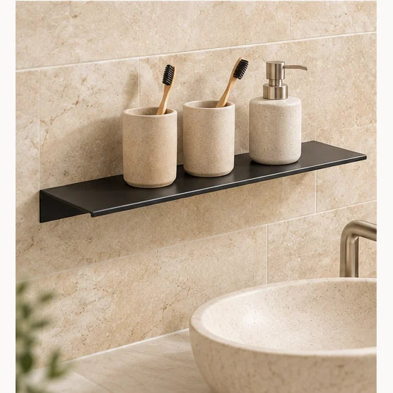 Étagère salle de bain aluminium noire 40 cm : illustration près du lavabo Image