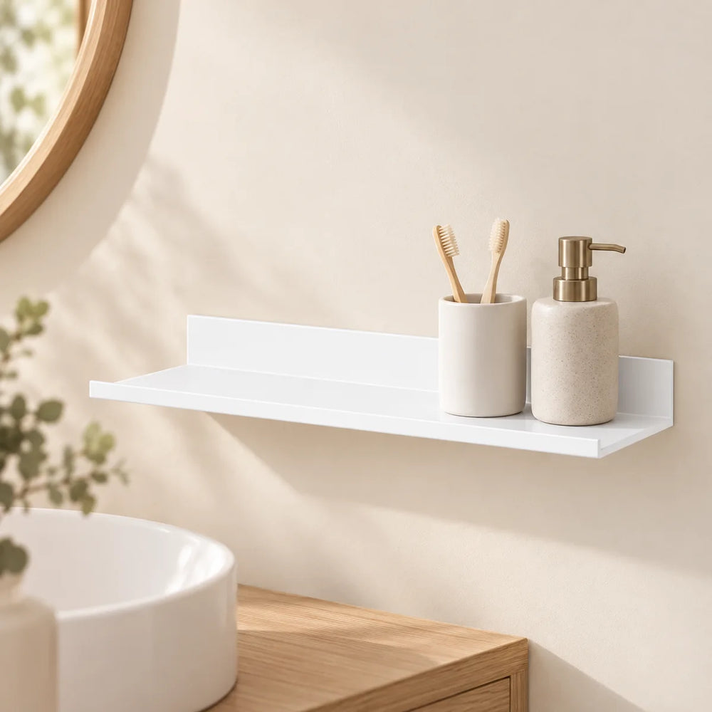 Étagère salle de bain avec rebord blanche 50 cm : illustration de rangement
