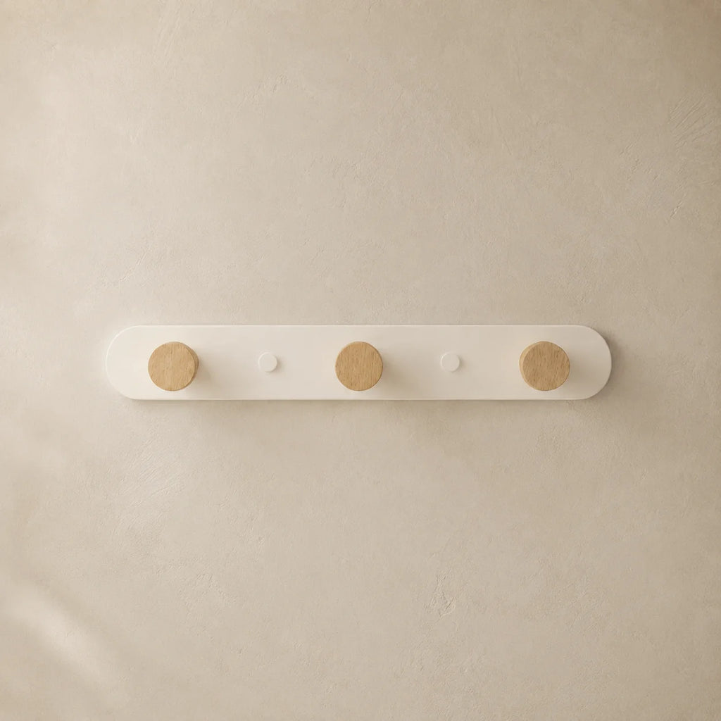 porte-manteau bois mural vue de face blanc laiteux mur
