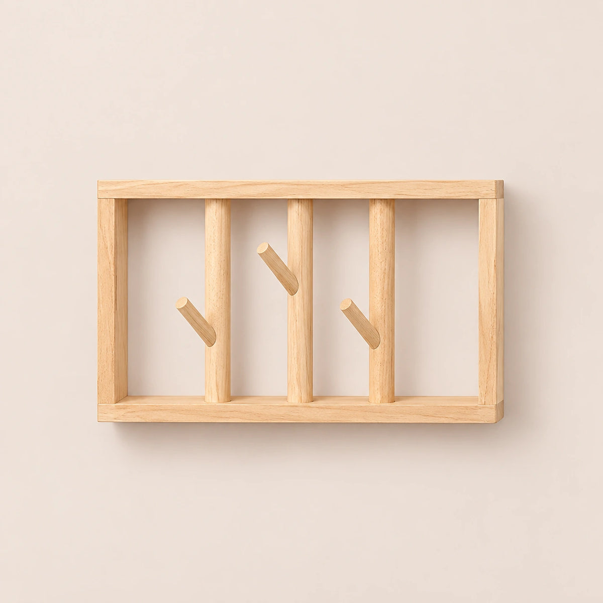 patère murale bois naturel 30 cm 3 patères – vue principale sur fond beige