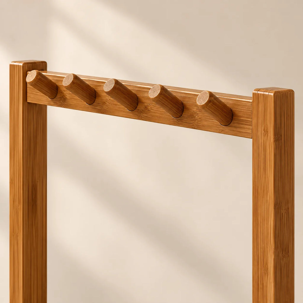 Détail du banc porte-manteau bambou 60 cm