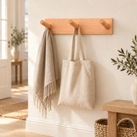Crochet mural bois massif naturel pour entrée et couloir - mise en scène dans une entrée