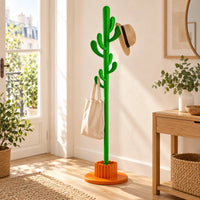 Porte-manteau cactus 168 cm vert, 8 crochets : installé dans une entrée lumineuse