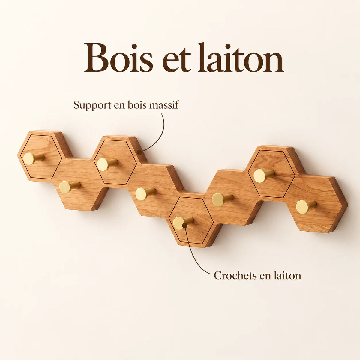 Crochet mural nid d’abeille bois clair, 8 crochets en laiton, support en bois massif et crochets en laiton