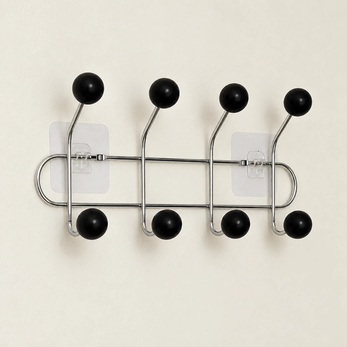 Crochet mural adhésif noir bois S - 33 cm : vue complète sur fond clair