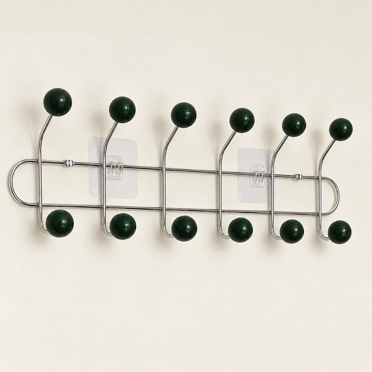 Crochet mural adhésif vert foncé L - 49 cm : vue complète sur fond clair
