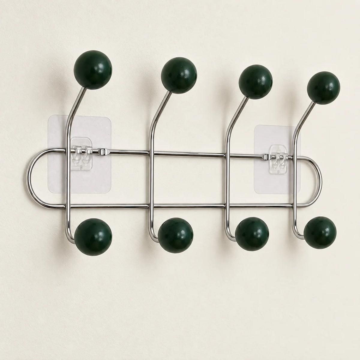 Crochet mural adhésif vert foncé S - 33 cm — sur fond clair