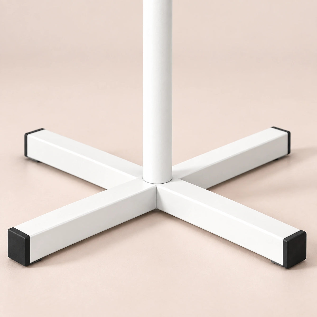 Porte-manteau perroquet blanc 167 cm sur pied - detail des finitions
