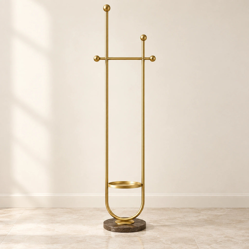 Portant sur pied design métal doré 190 cm : vue complète du portant sur fond beige