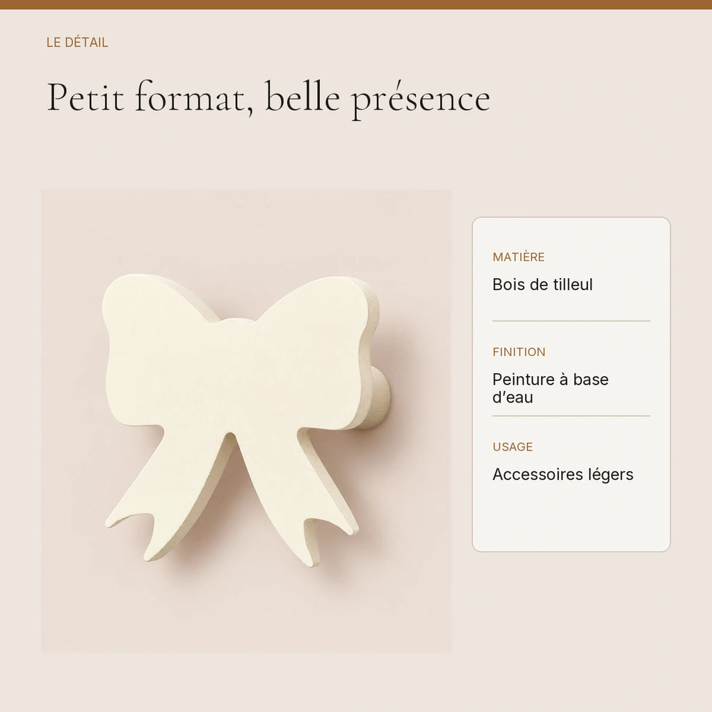 Crochet mural en bois motif Noeud blanc pour chambre enfant – détail du bois peint et de la finition