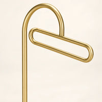 Porte-manteau portant design metal dore 175 cm — en gros plan sur la partie supérieure