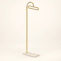 Porte-manteau portant design metal dore 175 cm — sur fond clair