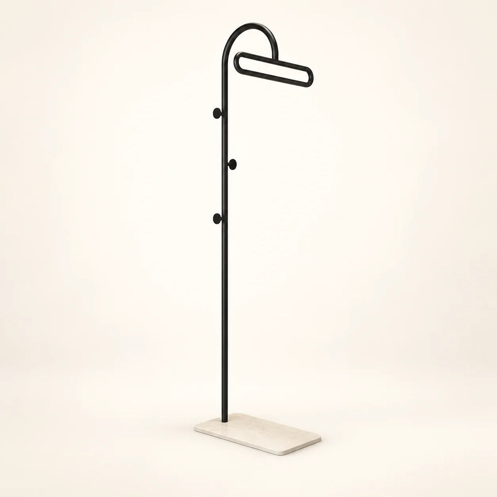 Porte-manteau portant metal noir 175 cm — sur fond clair