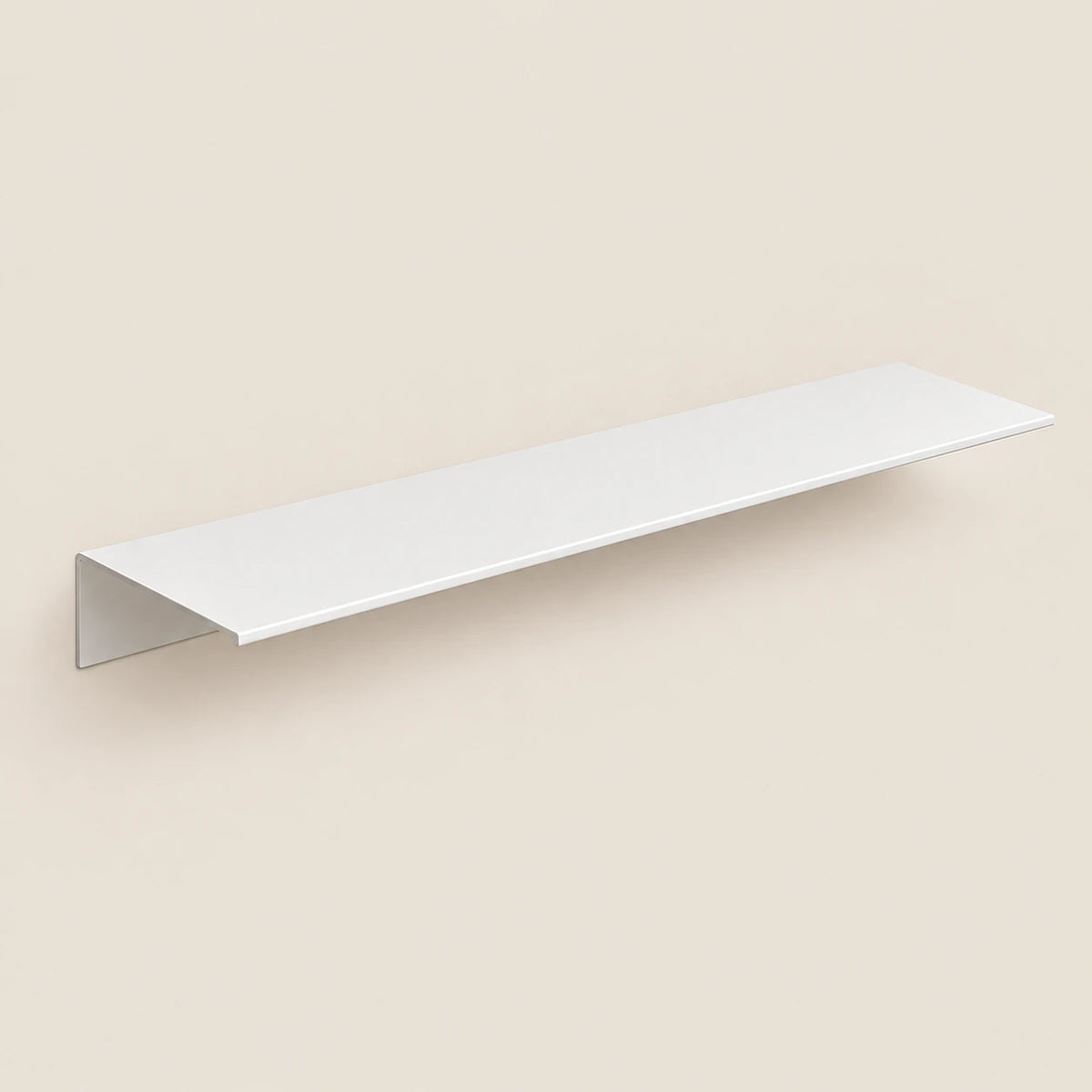 Étagère salle de bain aluminium blanche 40 cm : vue du produit sur fond beige