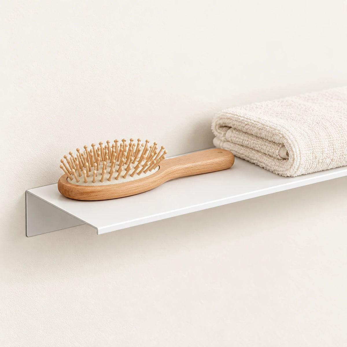 Étagère salle de bain aluminium blanche 40 cm : finition et accessoires en situation