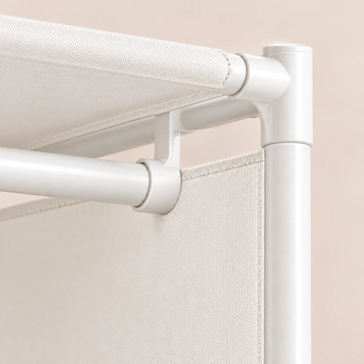 Armoire penderie blanche 3 colonnes 130 cm - detail des finitions