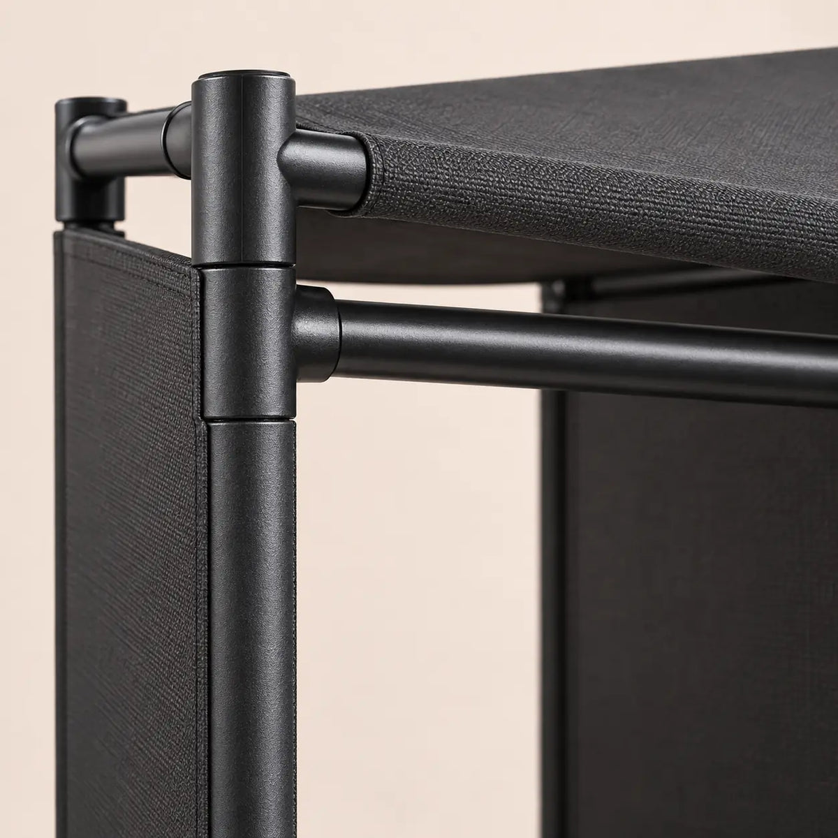 Dressing ouvert noir 3 colonnes 130 cm - detail des finitions