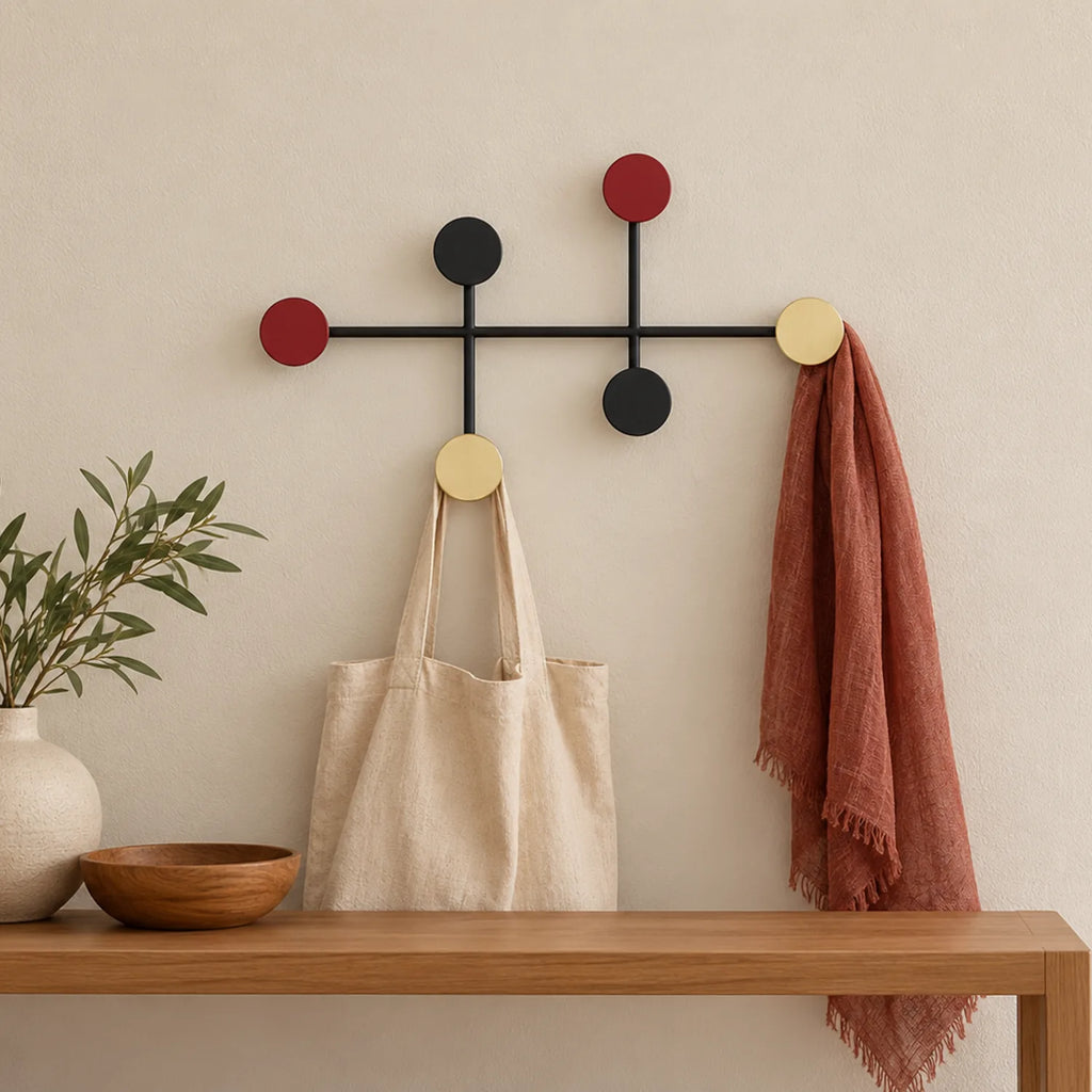 Mise en situation illustrative du modèle multicolore dans une entrée, accessoires non inclus