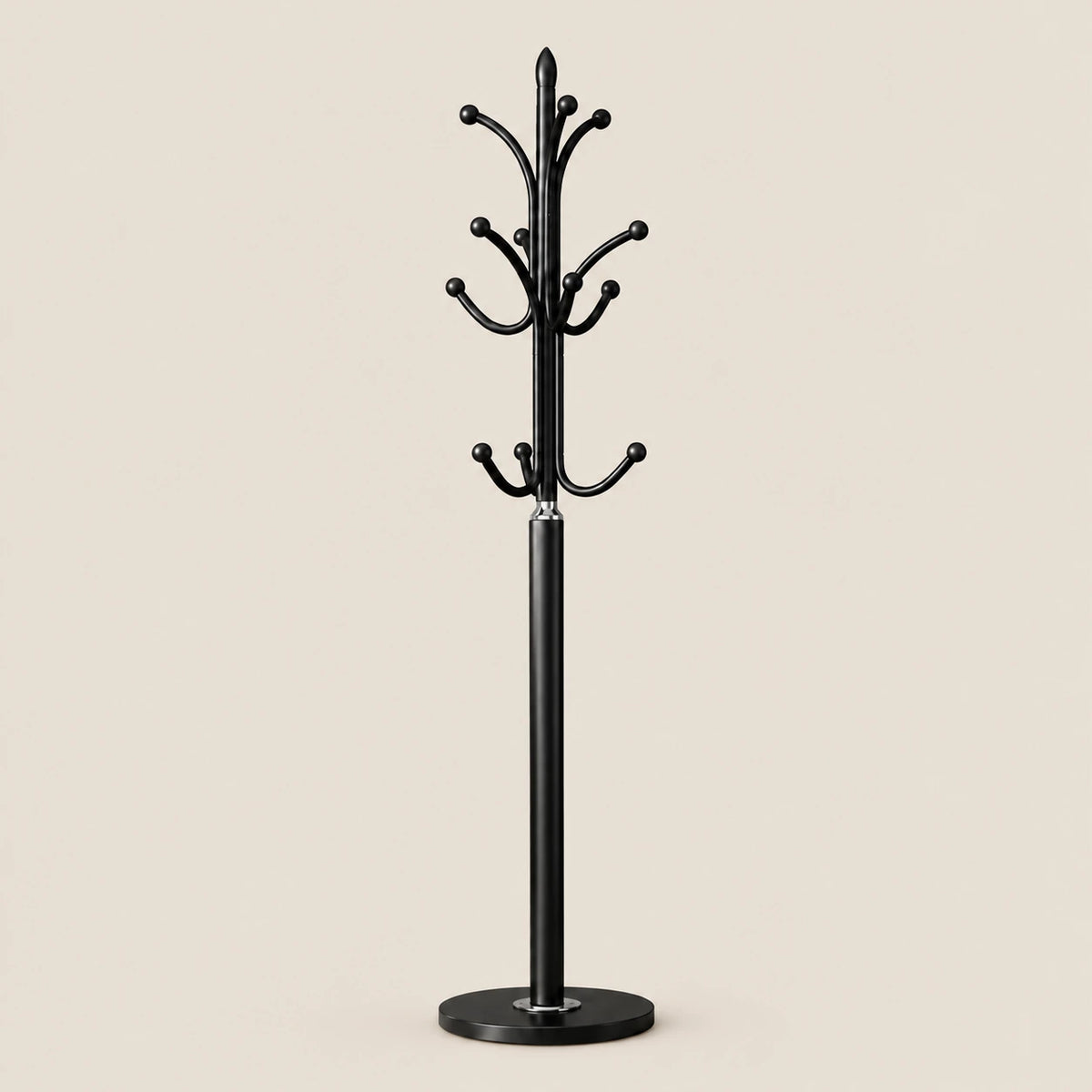 Porte-manteau moderne noir base marbre 180 cm : vue du produit sur fond beige