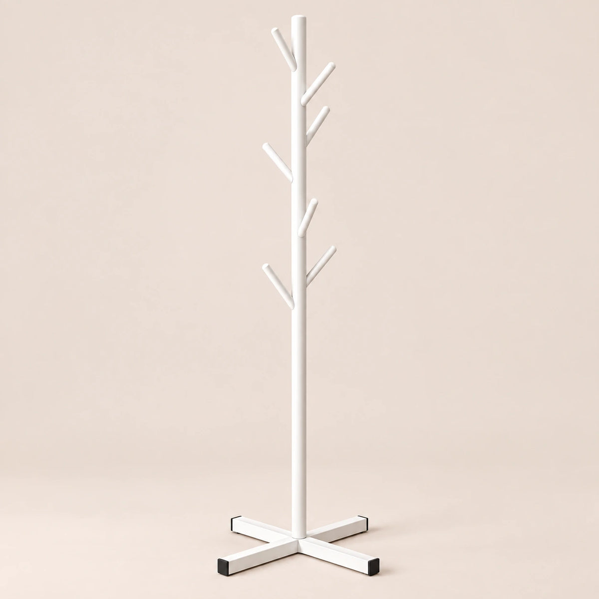 Porte-manteau sur pied blanc arbre 8 crochets - vue principale sur fond beige