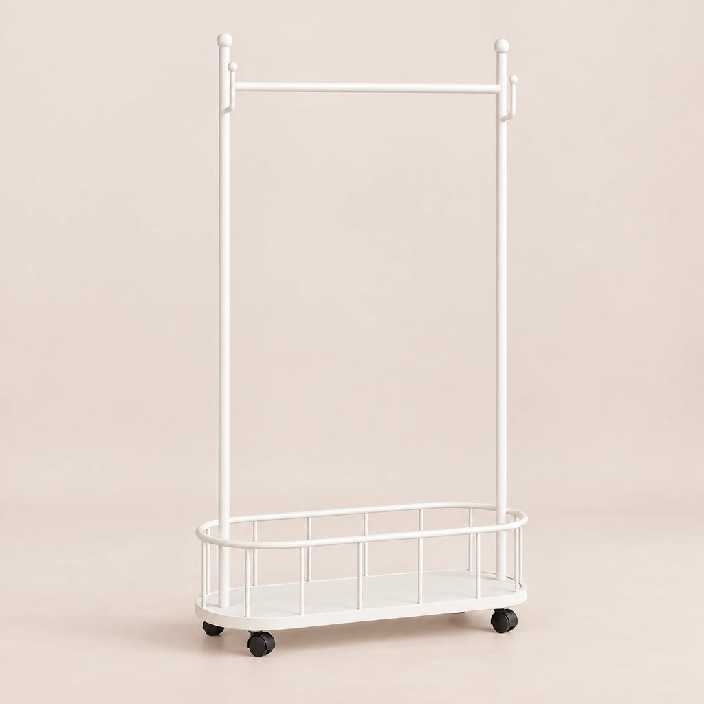 Porte-manteau sur pied métal blanc 80 cm - portant à roulettes - vue principale sur fond beige